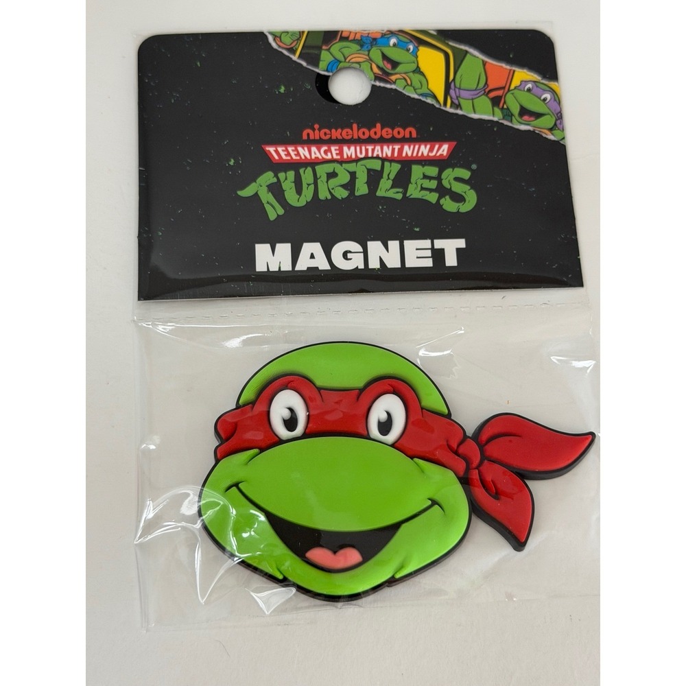 Nickelodeon TMNT Raphael Magnet Teenage Mutant Ninja Turtles Red Mask New